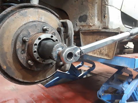 Видео: Правильная регулировка ступичных подшипников УАЗ Патриот