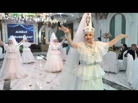 Видео: 26 10 2025 Амина 5жас Сұлтан 1жас