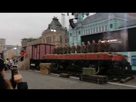 Видео: Катюша. Ансамбль имени Александрова на Красной площади. Говорит Москва