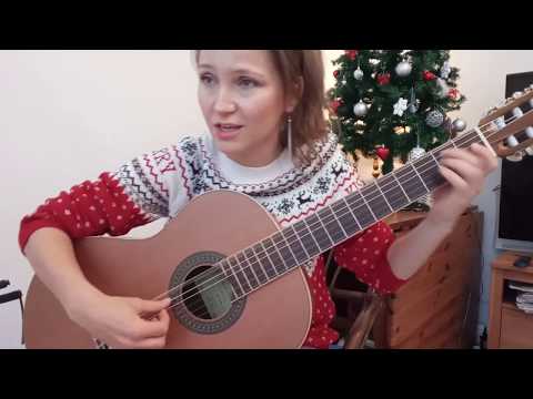 Видео: Зорька алая на гитаре в Em (ми минор).