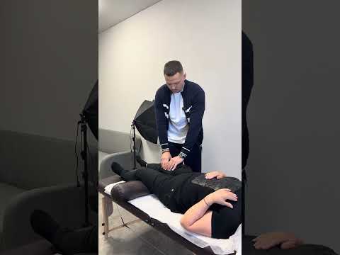 Видео: Лечите колени через мышцы ног