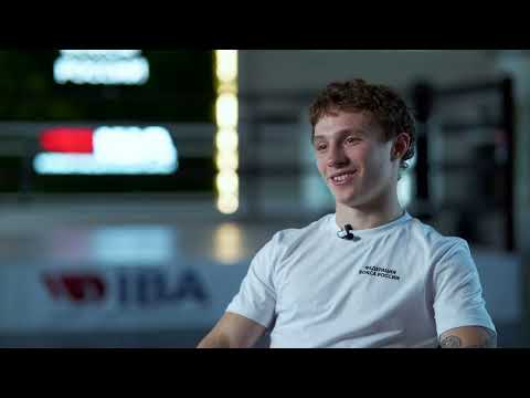 Видео: Вячеслав Рогозин: хочу вписать себя в историю мирового бокса