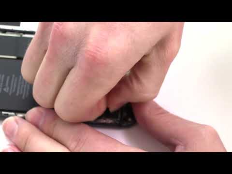 Видео: Как заменить аккумулятор Apple iPhone SE 2020