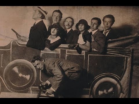 Видео: Лекция «Театр сюрреализма» | Ника Голубицкая