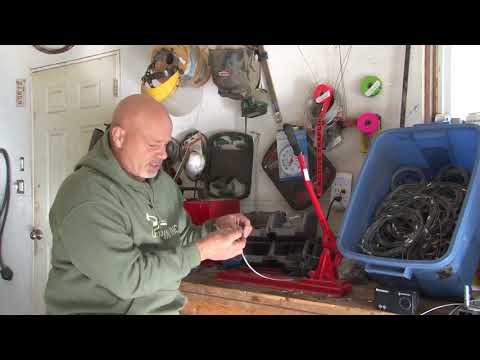 Видео: Силки для ловли весенних волков