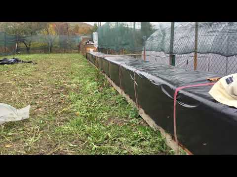 Видео: Зовнішнє утеплення вуликів бджіл. принцип та матеріал утеплення.