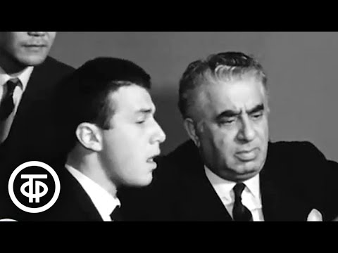 Видео: Играет студент консерватории, будущий знаменитый композитор Марк Минков (1969)