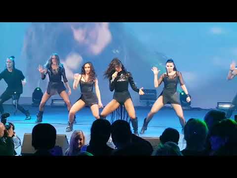 Видео: Nyusha / Нюша - Цунами (@Live, Jeunesse, Москва, 2017)