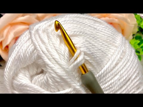 Видео: ПОСМОТРИТЕ на эту красоту! Простой узор крючком для начинающих! Симпатичная вязка крючком для пледа