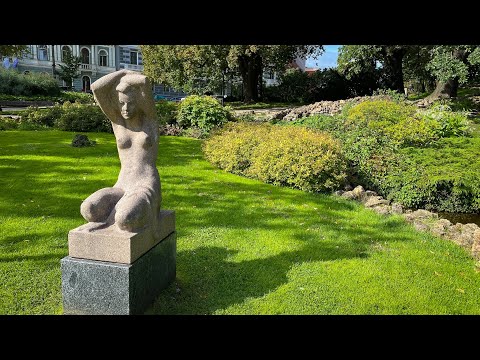 Видео: Vlog 165-Самый красивый парк в сердце Риги.Осенние цветы, романтические каскады,красивые скульптуры