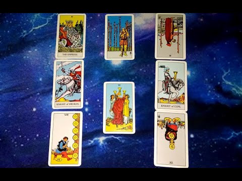 Видео: "А если бы в мыслях и чувствах мужчины были другие карты, каким было бы толкование?" Объясняю.