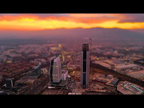 Видео: Първите лъчи над Sky Fort || Най-високата сграда