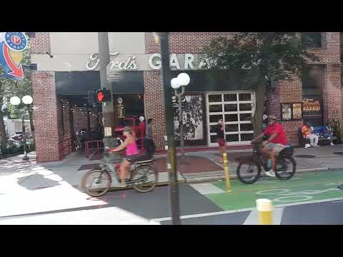 Видео: США.Экскурсия по городу.Туалет построен на зло.