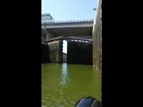 Видео: Шлюз Балаково шлюзование маломерных судов
