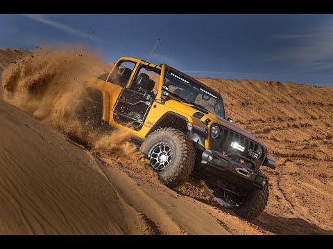 Видео: Как там у них? Jeep Wrangler Rubicon в пустыне Дубаи