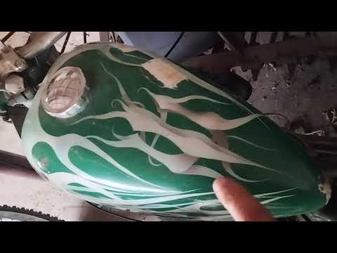 Видео: Голі дівки на баку,чи тризуб?