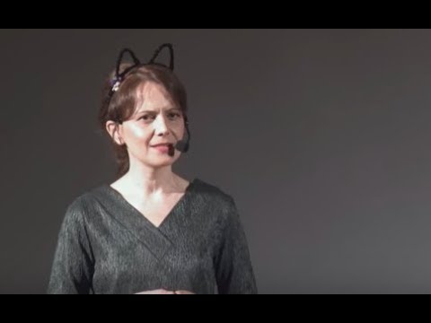 Видео: Как сочинить песню за 18 минут | Анжелика Сергеева | TEDxYouth@Vladivostok