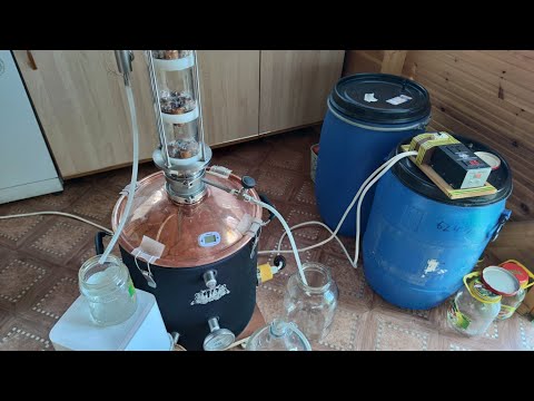 Видео: Перегоняем ромовый сырец на колпачковой колонне. Прекрасный результат! ч.4