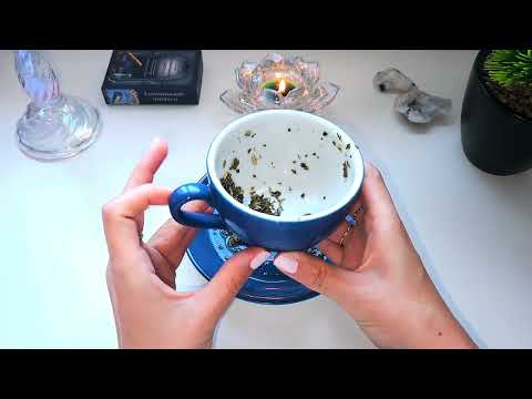 Видео: 🔥❗️..СТУЧИТ/ ГРЕМИТ/ НА ПОРОГЕ СТОИТ..гадание на чае  🌿