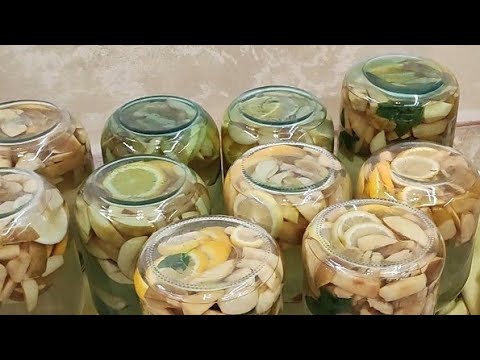 Видео: Компот из айвы с апельсином и лимоном. Или эликсир бодрости и напиток для здоровья.