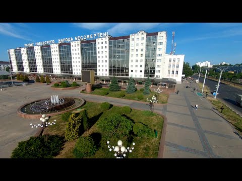 Видео: FPV: Площадь Победы в Витебске