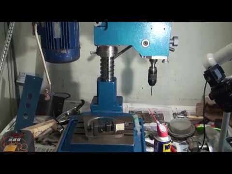 Видео: Первая стружка на усиленном 2м112