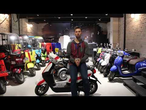 Видео: Как правильно эксплуатировать и  обслуживать ЯПОНСКИЙ 4-х тактный СКУТЕР.