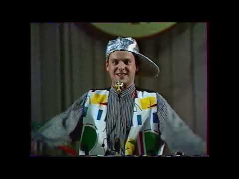 Видео: "Угадай мелодию", "Томские козыри". КВН-Сибирь, сезон 1997-1998г.г.