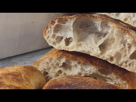 Видео: Чиабатта на закваске! по Кубански 😅 подробный замес и выпечка! Первый мой опыт! Рецепт от Души! ❤