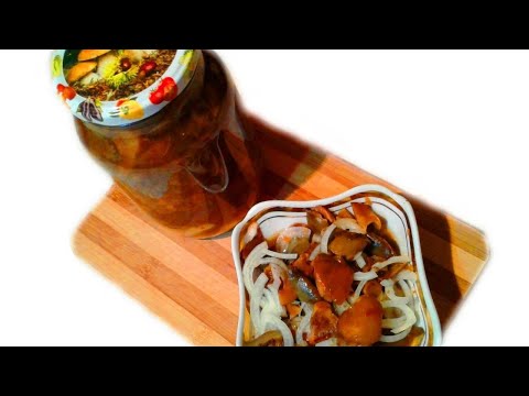 Видео: Маринованные рыжики в собственном соку