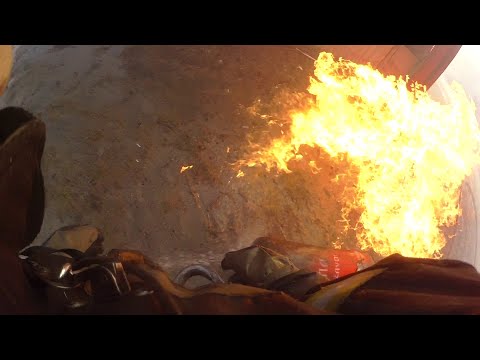 Видео: Выжег соседей дотла.