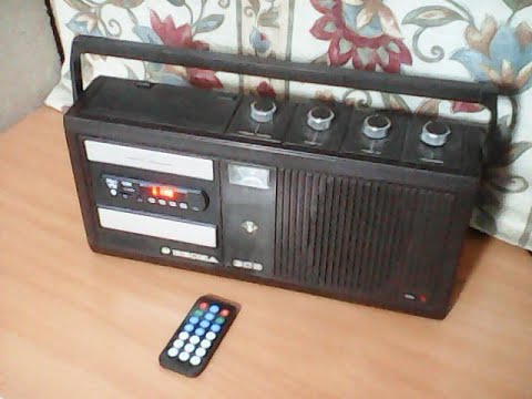 Видео: Блютус - колонка на базе магнитофона ВЕСНА - 309. (USB, Bluetooth, AUX).