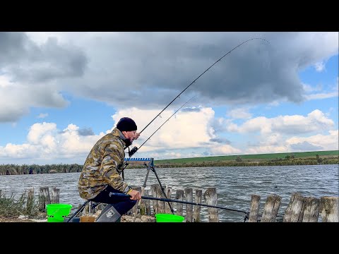 Видео: Роздача на Класичний Фідер. Як привʼязати гачок з лопаткою?