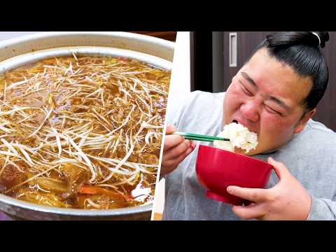 Видео: 【СУМО】Сумоистская еда после тяжёлой тренировки! Сёю чанко от мастера-повара чанко【Огромные порции】