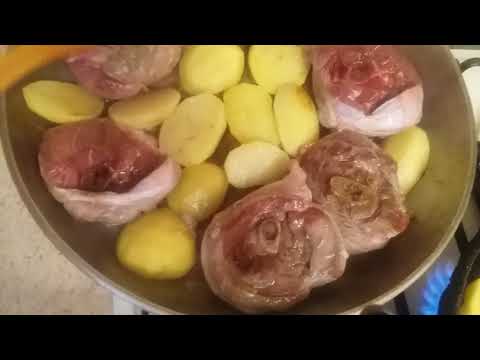 Видео: СТЕЙК ИЗ ИНДЕЙКИ  С КАРТОФЕЛЕМ.    ОЧЕНЬ БЫСТРО И ВКУСНО!  ГОТОВИМ С ЛЮБОВЬЮ! ❤