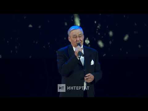 Видео: Рамил Миндияр “Кышкы учак”җырын башкара