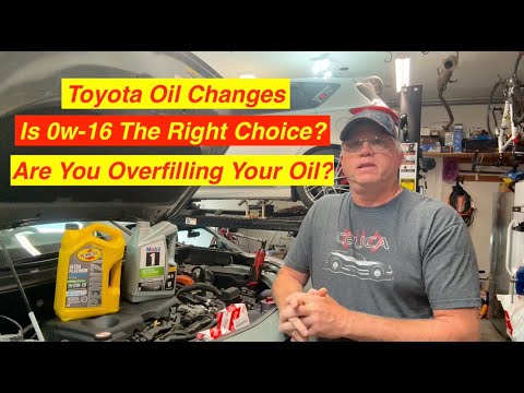 Видео: Как заменить масло в вашем RAV4 (и сэкономить 1000 долларов)