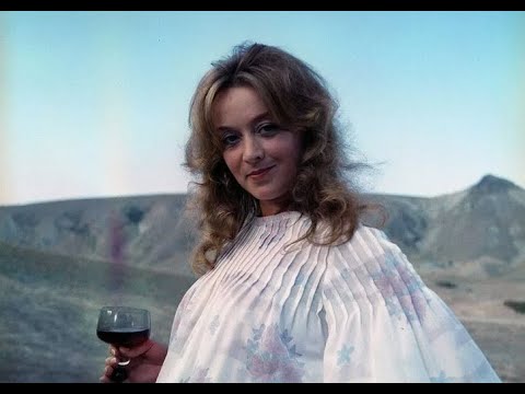 Видео: Попробуйте угадать известных актрис по детским фотографиям  Часть 7