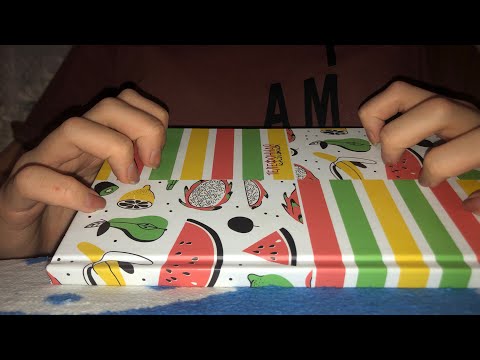 Видео: Асмр таппинг по столу+книжке/ asmr tapping on table + book📔