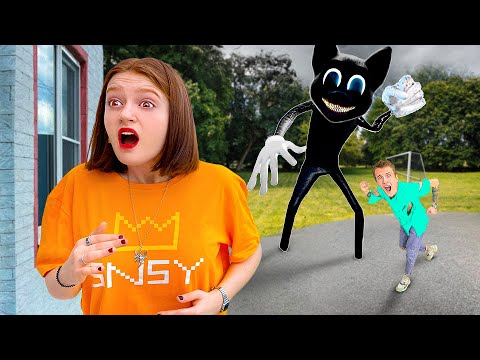 Видео: КАРТУН КЭТ в Реальной жизни! Cartoon Cat scp Существует