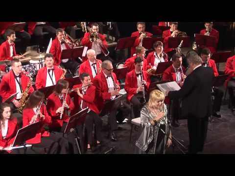 Видео: Нашей юности оркестр