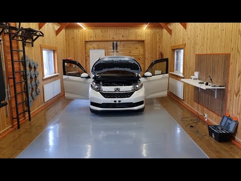 Видео: HONDA FREED 2020г. установка авто-сигнализации PANDORA г.Хабаровск