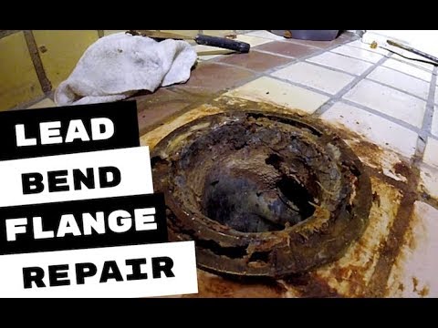 Видео: Латунный фланец для унитаза, отремонтированный на изгибе унитаза