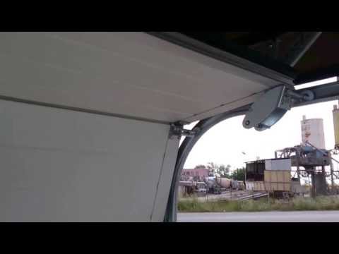 Видео: Видео обзор на секционна гаражна врата LHR за гаражи с нисък трегер