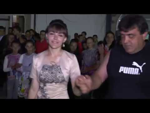 Видео: Абитуриентски бал 2016 2-2 с.Кръстава