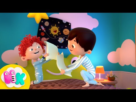 Видео: На Гости | Приспивни песни за бебе | Детски песни - HeyKids