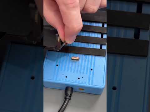 Видео: iPhone 13 Pro замена аккумулятора с пайкой чипа