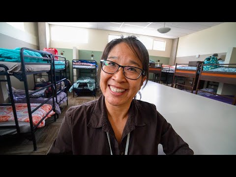 Видео: Экскурсия по приюту для бездомных + постоянное вспомогательное жилье в Денвере
