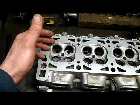 Видео: ГБЦ ЗМЗ 409 и ее втулки с седлами. Замер колодцев толкателей.