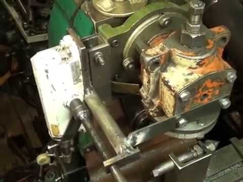 Видео: Долбёжное из доводчика дверей.